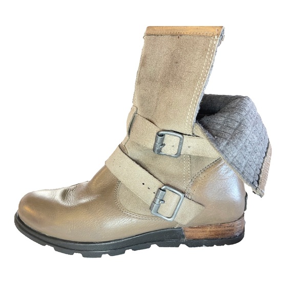 Sorel Major Moto Booties - Women’s 8.5. Leather & Suede - Picture 4 of 5